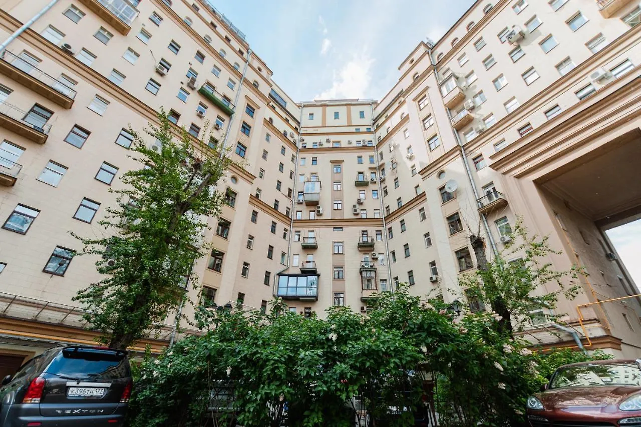 Lakshmi Club Apartment 3-Bedroom Moscow